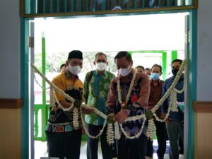 WARTONO RESMIKAN MUSHOLLA SMPN 2 BANJARBARU