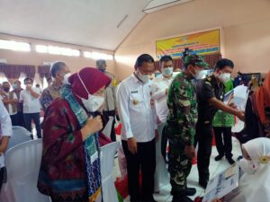 MENSOS BERIKAN BANTUAN KE ANAK YATIM PIATU DI BANJARBARU