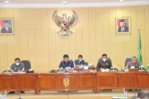 SEMUA FRAKSI DPRD BANJARBARU SETUJUI RAPBD TAHUN 2022