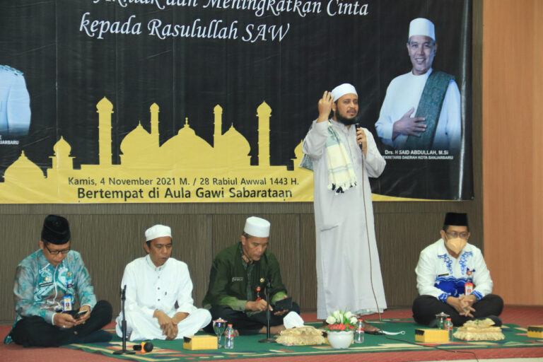 SEKDA BANJARBARU IKUTI PERINGATAN MAULID NABI