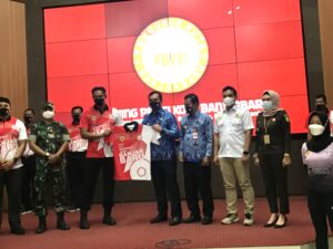 IKUTI KEJUARAAN KAPOLDA CUP, WALI KOTA RESMIKAN PBVSI BANJARBARU