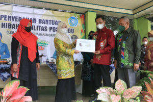 WARTONO BERIKAN BANTUAN KE 40 POSYANDU