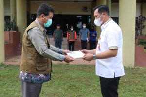 WALI KOTA TERIMA BANTUAN DARI BNPB