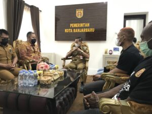 WARTONO AUDENSI DENGAN PBFI KOTA BANJARBARU