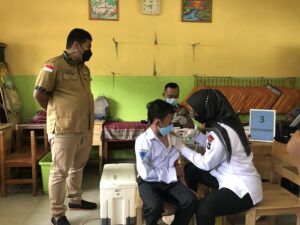 KETUA DPRD BANJARBARU PANTAU VAKSIN ANAK