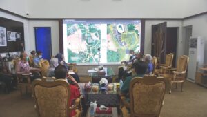 WALI KOTA RANCANG PEMBANGUNAN STADION