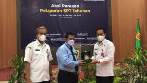 WAKIL WALI KOTA HADIRI ACARA AKSI PANUTAN PELAPORAN SPT TAHUNAN