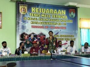 WARTONO BUKA PERTANDINGAN TENIS MEJA