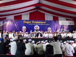 BANJAR BERSHOLAWAT MENUTUP RANGKAIAN ACARA HARJAD KABUPATEN BANJAR KE-72