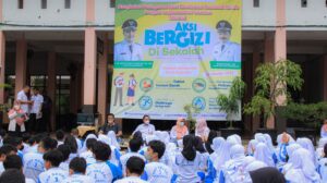 WARTONO HADIRI ACARA GERAKAN NASIONAL AKSI BERGIZI