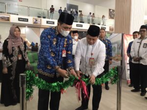 WALI KOTA BANJARBARU RESMIKAN KEMENAG DI MPP BANJARBARU