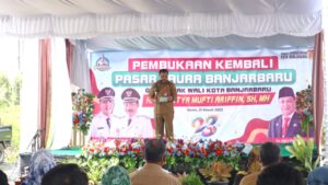 PEMKO BANJARBARU COBA BANGUNKAN TIDUR PASAR LAURA