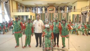 WALI KOTA BANJARBARU LEPAS ATLET NPC