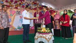 WARTONO HARAPKAN AL AZHAR MAMPU CETAK GENERASI YANG UNGGUL