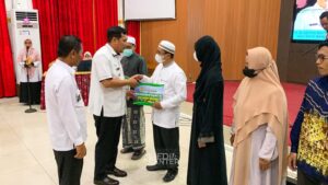 WALI KOTA BANJARBARU FASILITASI WARGANYA SEKOLAH KELUAR NEGERI