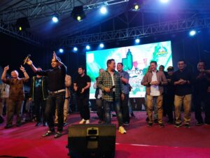 SUKSES HIBUR HATI MASYARAKAT, EL CORONA GAMBUS: FANS TERBANYAK
