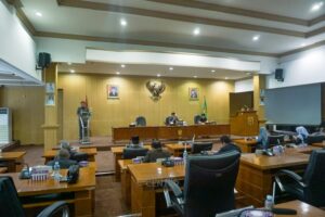 FRAKSI DPRD BANJARBARU SETUJUI RAPERDA USULAN PEMKO
