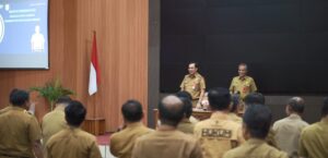 WALI KOTA BANJARBARU MEWAJIBKAN SELURUH UNSURNYA MENERAPKAN SPBE