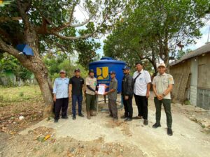 LIMA KELURAHAN DI BANJARBARU MENERIMA BANTUAN TANDON AIR