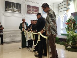 WALI KOTA BANJARBARU RESMIKAN REBRANDING HOTEL GRAND QIN BANJARBARU