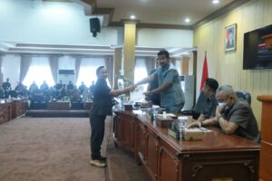 KETUA BEPEMPERDA DPRD BANJARBARU SIAP BAHAS 12 RAPERDA