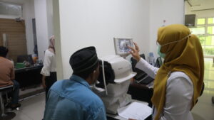 KOLABORASI DENGAN KEMENSOS RI, RSDI BANJARBARU GRATISKAN OPERASI KATARAK