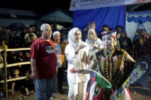 INDAHNYA SILATURAHMI DAN WEJANGAN TOKOH MASYARAKAT BAGI ERNA LISA HALABY