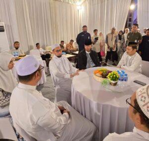 WAKIL WALIKOTA DAN KAPOLDA KALSEL HADIRI DI TABLIGH AKBAR USTADZ ADI HIDAYAT YANG DI GELAR YAYASAN ABDUL AZIZ HALABY