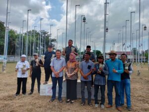 SRIKANDI BARABAI JUARA 1 MENANGKAN TROPHY LISA HALABY DALAM LOMBA PERKUTUT