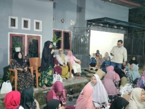 EMAK EMAK DAN PRIA WARGA KELAPA GADING 2 SEPAKAT DUKUNG DAN MENANGKAN LISA HALABY