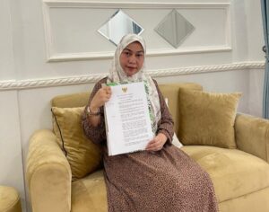 SK PENSIUN DINI KELUAR LISA HALABY MERASA NYAMAN
