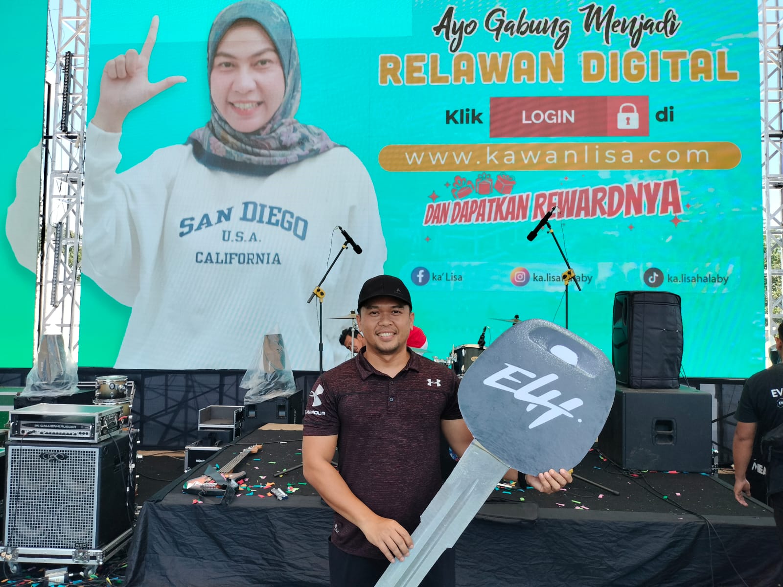 WARGA LOKTABAT MENDAPAT HADIAH MOBIL, ELH FUN WALK KEMERDEKAAN