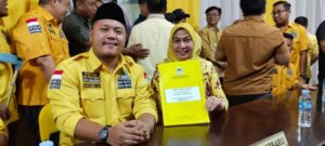 LISA HALABY – WARTONO RESMI DI DUKUNG GOLKAR