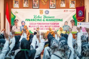 DP3APMP2KB BANJARBARU BEKALI WARGA SEKOLAH BEKAM GRATIS