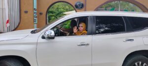 BUNDA NUNUNG MASIH GUNAKAN MOBIL DINAS KEPALA DISPERSIP