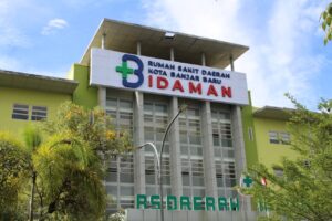 OBAT KOSONG DI RSD IDAMAN? PASIEN KINI DAPAT LAYANAN ANTAR OBAT GRATIS KE RUMAH
