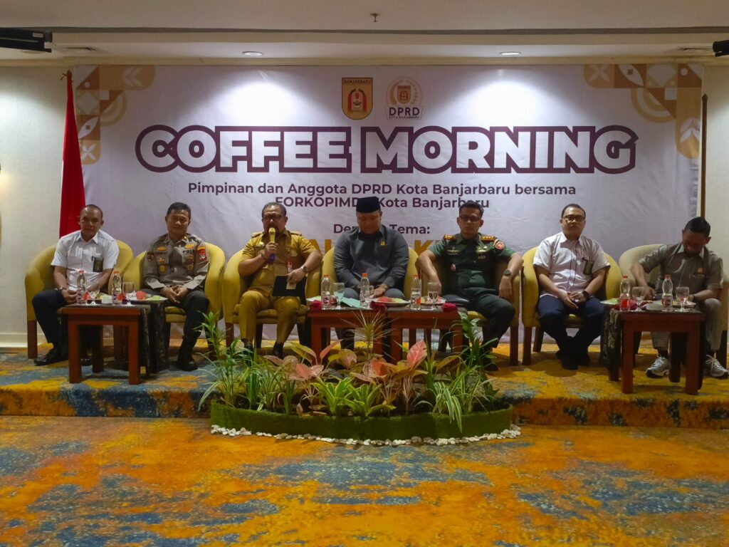 IMG-20241230-WA0027-1024x768 COFFE MORNING JADI PENGUAT SINERGI DPRD DAN PEMKO BANJARBARU