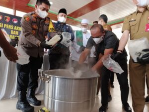 BELASAN KILOGRAM SABU DIMUSNAHKAN POLRES BANJARBARU