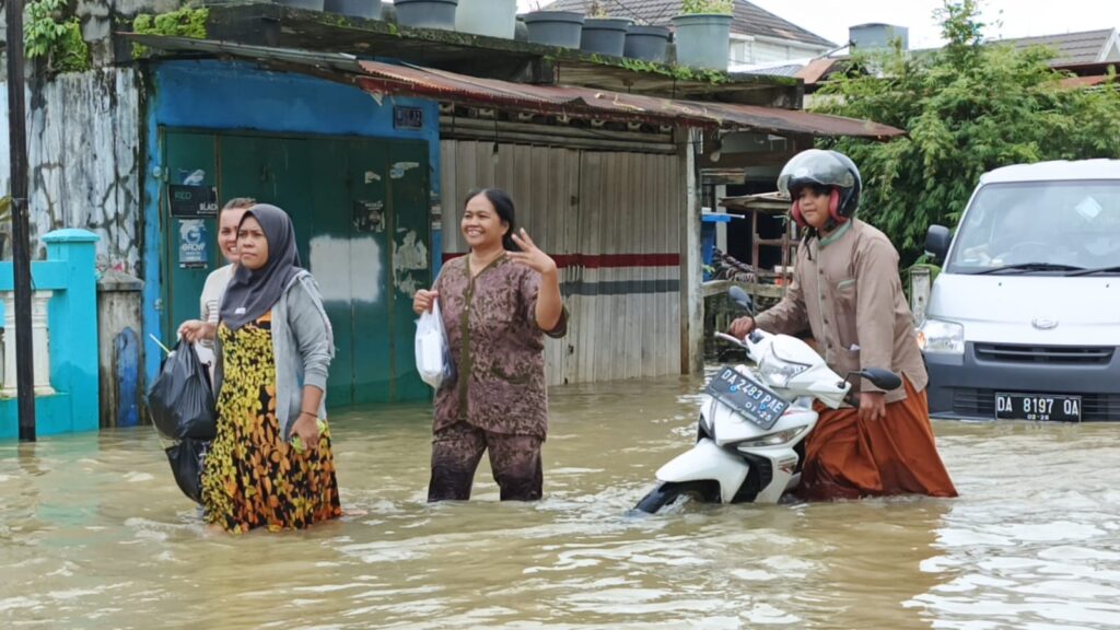PULUHAN RIBU JIWA JADI KORBAN BANJIR DI KABUPATEN BANJAR