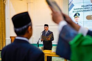 48 PEJABAT LINGKUP PEMKO BANJARBARU DILANTIK