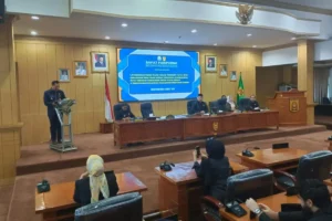 DUA PERDA BANJARBARU KEMBALI DISAHKAN DPRD BANJARBARU
