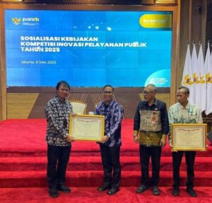 RSDI BANJARBARU RAIH GELAR PELAYANAN PRIMA DARI KEMEN PAN RB