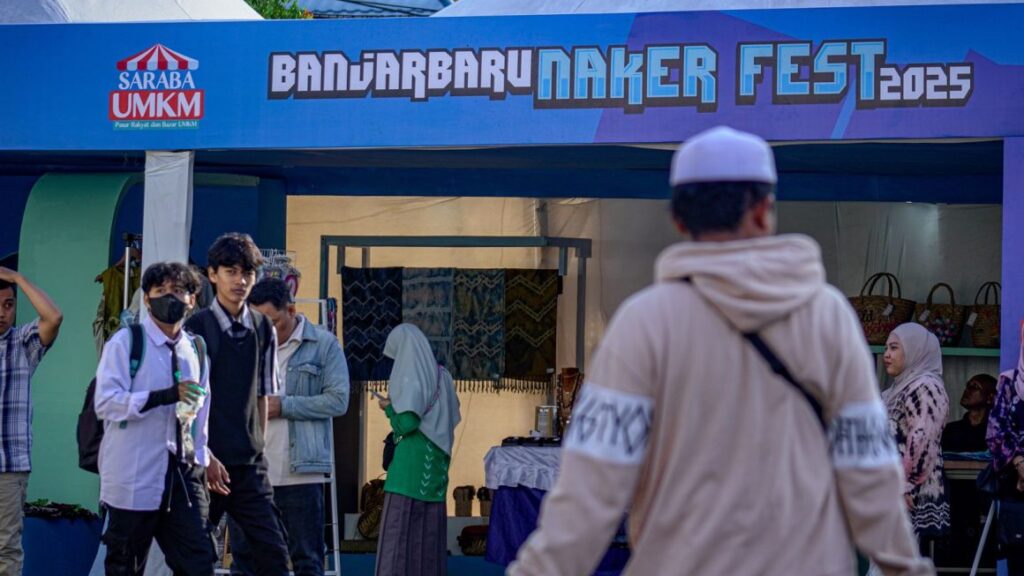 UPAYA PEMKO BANJARBARU TEKAN PENGANGGURAN, NAKER FEST 2025 DIBUKA