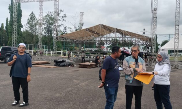 YAYASAN ABDUL AZIZ HALABY GELAR TABLIGH AKBAR BERSAMA USTADZ ABDUL SOMAD MINGGU MALAM