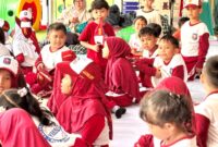 PLN ICON PLUS RAYAKAN HARI ANAK NASIONAL DI PERPUSTAKAAN BALIKPAPAN