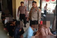 POLSEK LIANG ANGGANG AMANKAN BELASAN ANAK PESTA MIRAS, TIGA DIANTARANYA ANGGOTA GENGSTER
