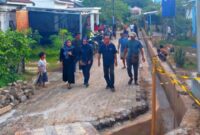 LIANA TINJAU PROGRES PEMBANGUNAN DRAINASE, WARGA SUNGAI ULIN KINI BEBAS BANJIR