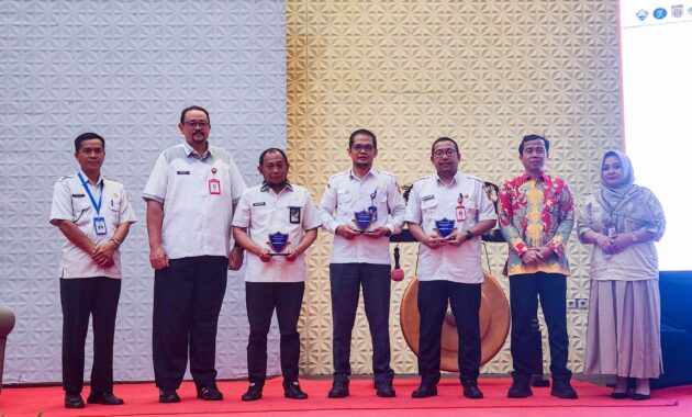 RSD IDAMAN SABET DUA PENGHARGAAN DIGITALISASI LAYANAN PUBLIK