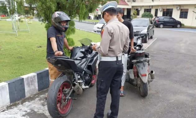 PATROLI DIPERKETAT, BALAP LIAR DAN KNALPOT BRONG LANGSUNG DITILANG