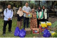DICKY EKA PUTRA SALURKAN BANTUAN KE KORBAN KEBAKARAN: DORONG PERCEPATAN BANTUAN PEMERINTAH
